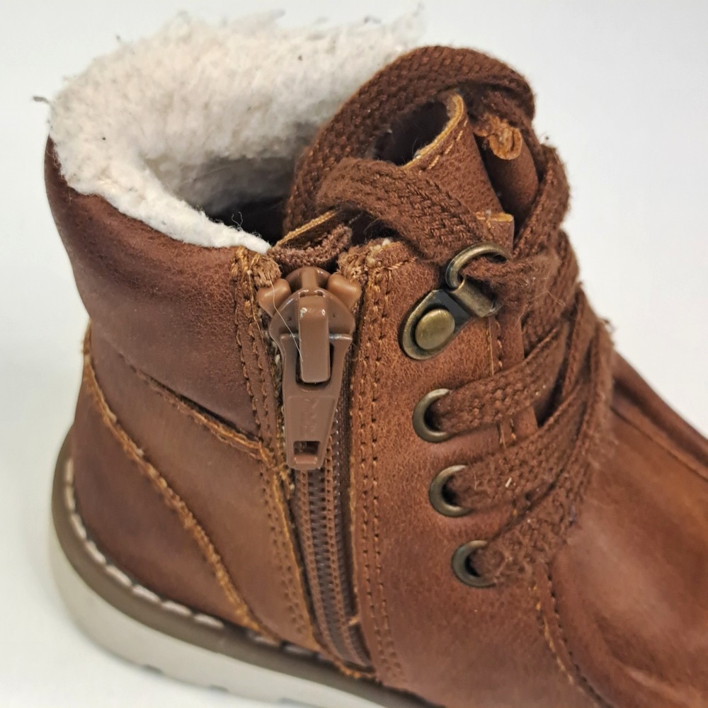 Old Navy Boots Boys Size 6 Brown Chukka Faux‎ Leather Lined Ankle Preppy Casual - Picture 3 of 7